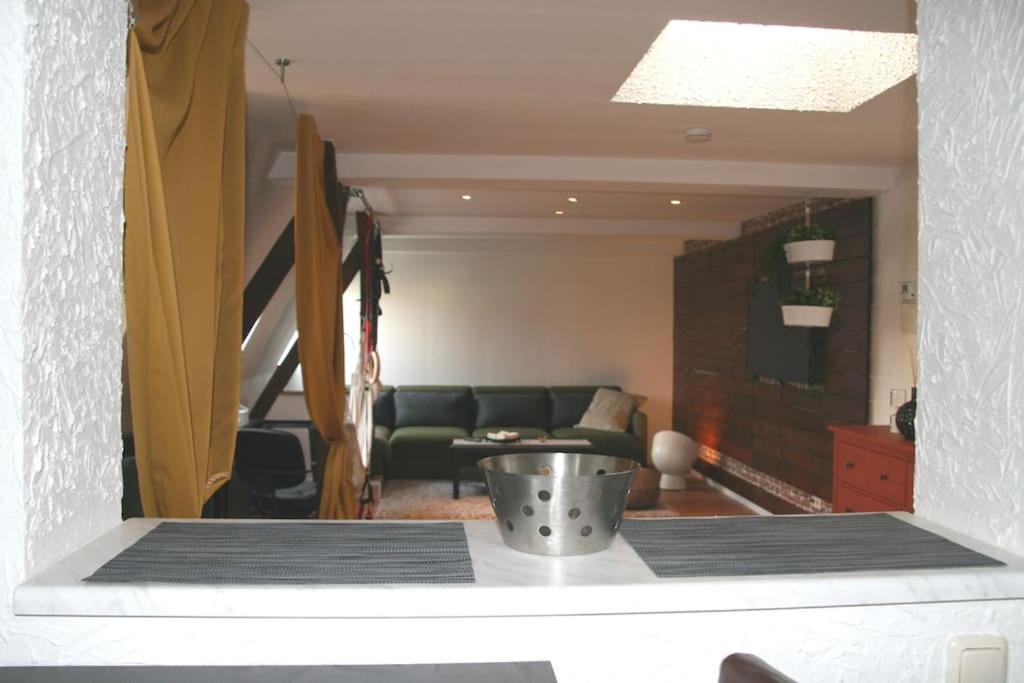 Central Apartment Magdeburgo Exterior foto